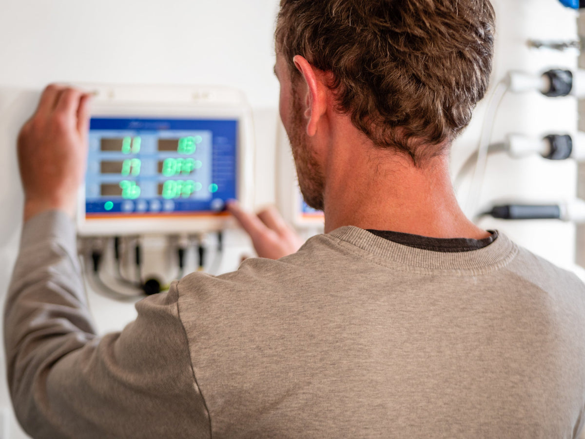 Bluelab's Controller in use