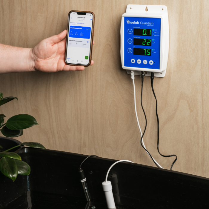 Bluelab Guardian Monitor Wi-Fi | pH EC Temp System | Bluelab Bluelab Guardian Monitor Wi-Fi | pH EC Temp System | Bluelab