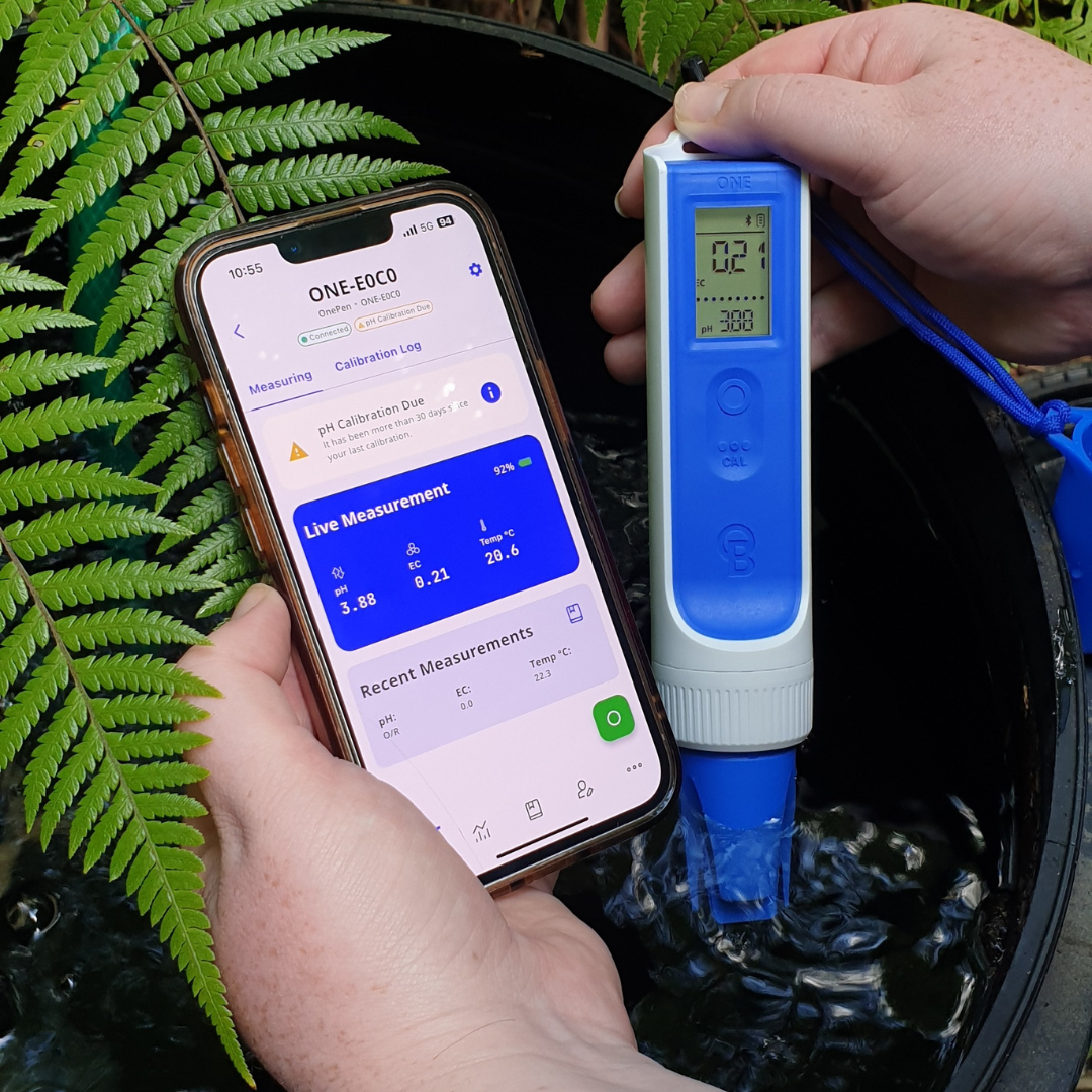 Blue Lab Eone Bluelab OnePen | 3-in-1 pH, EC & Temperature Tester | Bluelab – Bluelab USA